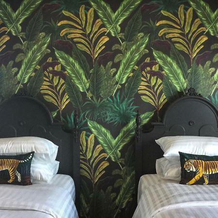 Wiw Mini Hotel Bangkok Esterno foto